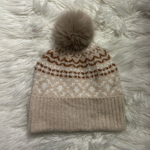 Cupcakes and Cashmere Pom Pom beanie - Picture 1 of 3